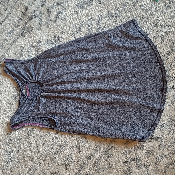 Girl's All in Motiom athletic shirt in gray. - Picture 3 of 3